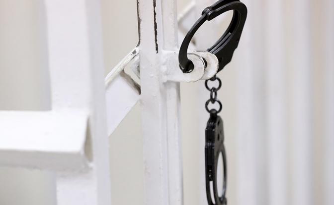 Арестованный за госизмену 70-летний профессор не признает вину