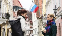 Экс-президент Эстонии проснулся и предложил опустить перед Россией «железный занавес»