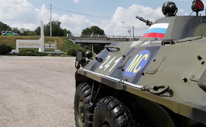На фото: миротворческий пост российских военнослужащих, Бендеры