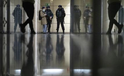 Фонд Навального уехал на сациви, харчо и «Хванчкару»