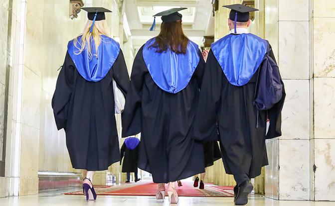 Молодежь выбирает: Пойдем в чиновники!