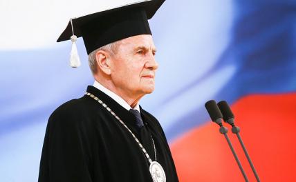 На фото: председатель Конституционного суда РФ Валерий Зорькин