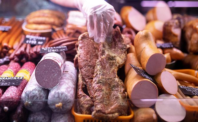 Не сравнить даже с табаком: Мясников назвал любимый продукт россиян, который смертельно опасен