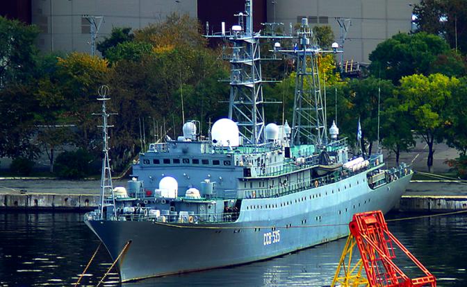 На фото: ССВ-535 "Карелия"
