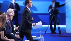 Изгнание Медведева: ЕР может пойти на выборы с новым лидером