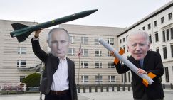 Пол Крэг Робертс: Байден использует встречу с Путиным, чтобы подтвердить российскую военную угрозу
