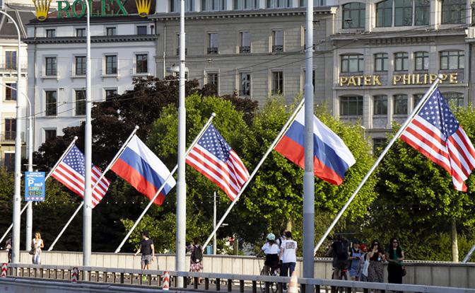 СМИ: Путин отказался от протокольной встречи в аэропорту перед саммитом