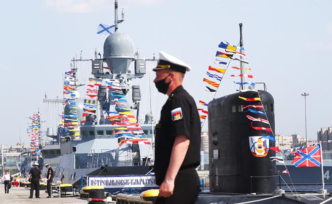 Военно-морской салон-2021 в Питере: Ливан и Малайзия поторгуются, а Латвия немного пошпионит