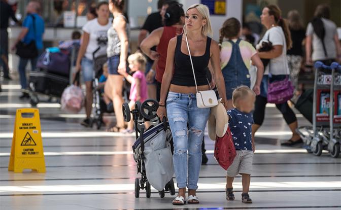 Туроператоры рассказали, какие направления откроются для россиян в ближайшее время