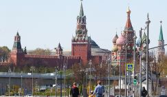 Михаил Делягин: Кремль опять решил страну вокруг пальца обвести