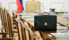 Кремль слегка припугнул губернаторов отставками