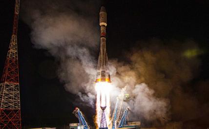 На фото: запуск ракеты-носителя "Союз-2.1б"