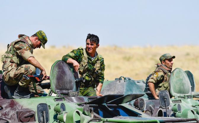 Российская 201-я военная база в Таджикистане рискует попасть в окружение талибов