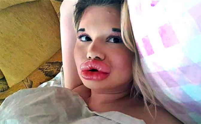 На фото: новое селфи от Софии