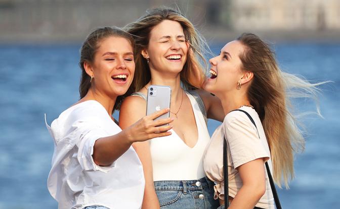 Санкт-Петербург вернется ненадолго в лето