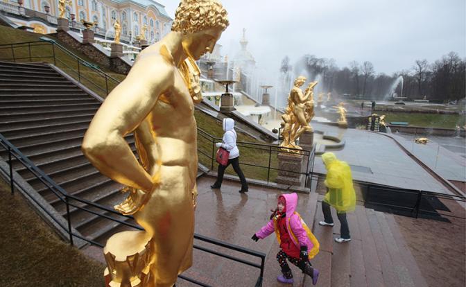 Погода в СПб обольет и подсушит