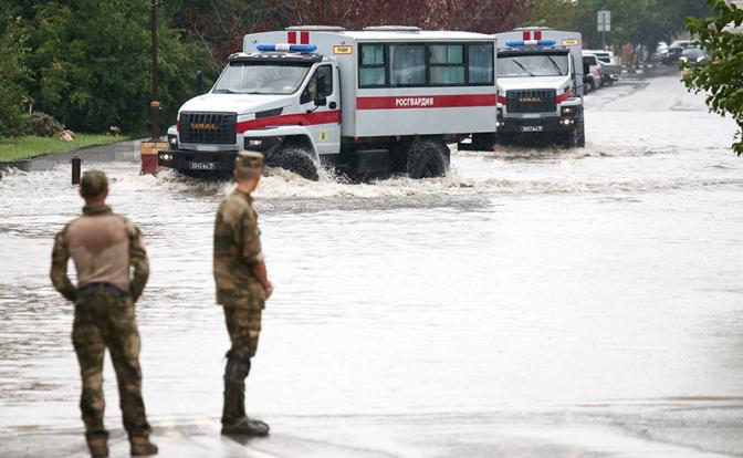 Великий крымский потоп: Ялту сель накрыл, Керчь заливает, коты орут со страху