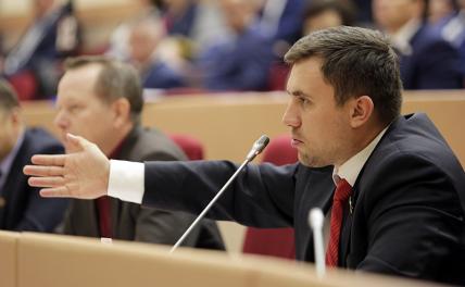 На фото: депутат Саратовской областной думы от КПРФ Николай Бондаренко