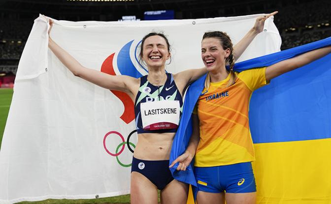 На фото: Мария Ласицкене и Ярослава Магучих