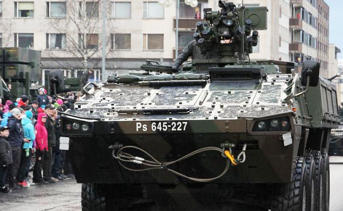 Латвия сажает пехоту в новую «броню», которую русским будет труднее подбить