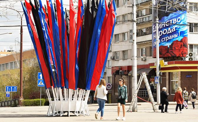 Киевский эксперт: РФ пользуется тем, что Украина отторгает Донбасс