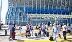 Крым, аэропорт Симферополя: «Наши все на месте»