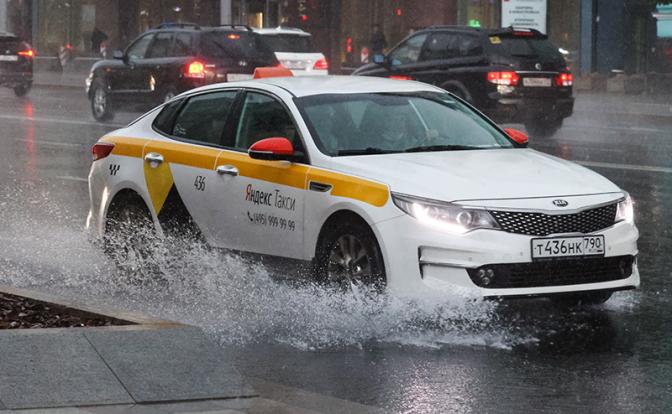 Ливень в Москве: МЧС выпустило экстренное предупреждение