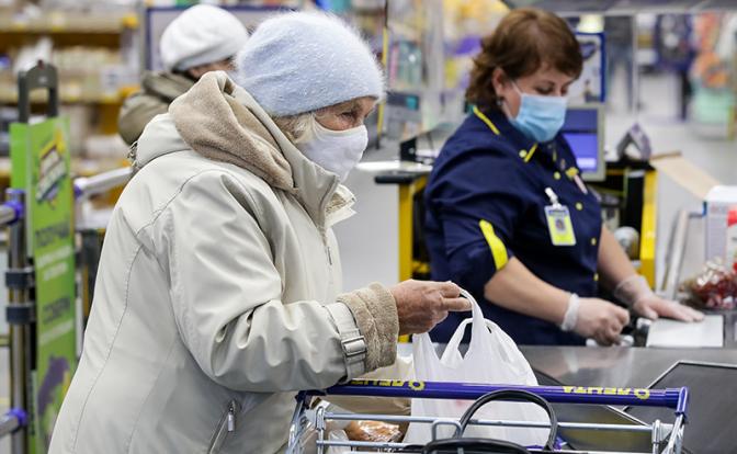 Специалисты подсчитали, сколько россиянин тратит за поход в магазин