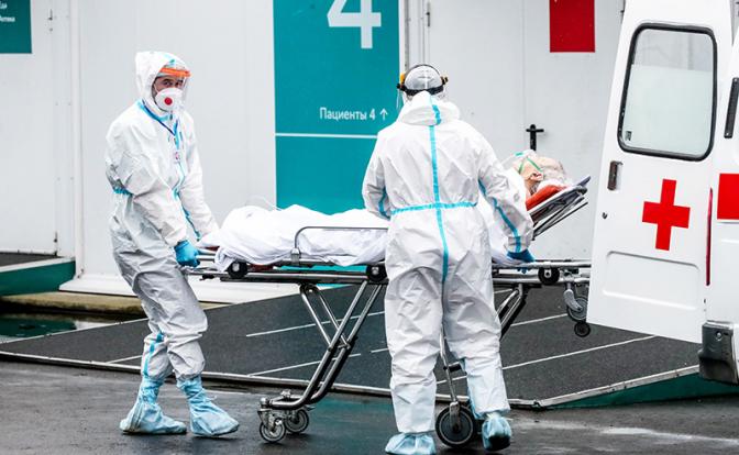 «Поражает мозг, сердце, печень»: врач рассказал о генерализованном характере коронавируса