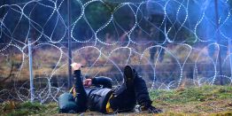 Штурм, слезоточивый газ и выстрелы, тысячи замерзающих: Ситуация на границе Польши и Белоруссии