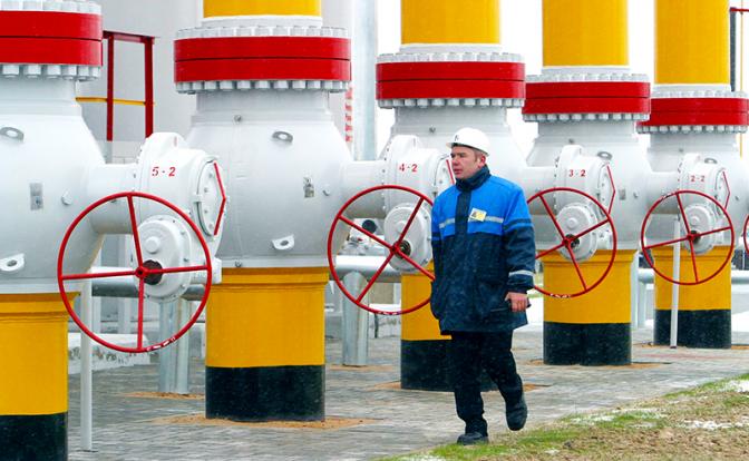 На фото: компрессорные станции на белорусском участке газопровода "Ямал-Европа"