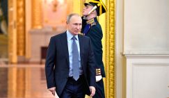 «Ближний круг» Путина  держит оборону
