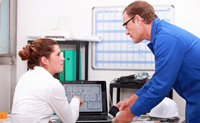 38 процентов россиян сталкивались с системой штрафов на работе