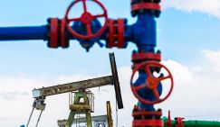 Экономический парадокс: России не хватает нефти