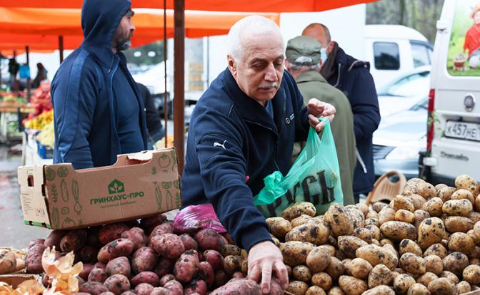 Картошка будет опять по 100 рублей, а может, и больше