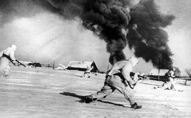 На фото: оборона Москвы, 1941 год