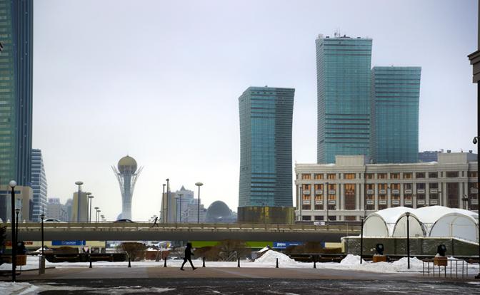 На фото: вид на здание парламента Республики Казахстан.