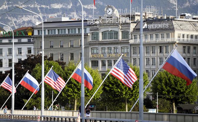 Почему Блинкен накануне переговоров между РФ и США сравнил Украину с «хохлаткой»