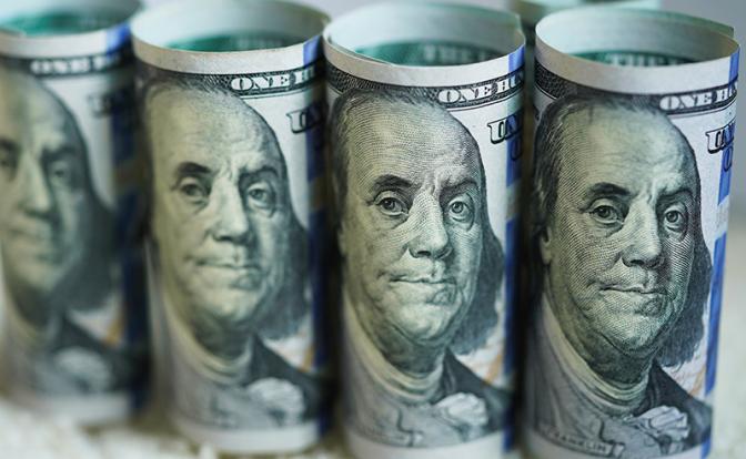 Доллар обвалился, у нефти хороший прогноз