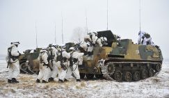 К отражению удара НАТО по Белоруссии готовят даже сибиряков и дальневосточников