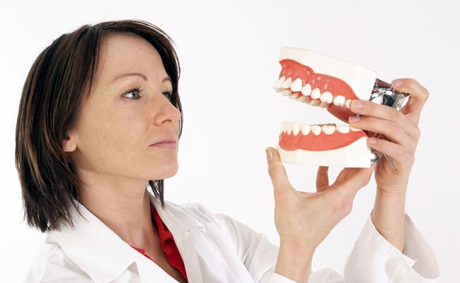 Съемную челюсть не предлагать!