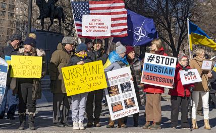 Пол Робертс: Россия может захватить Украину, когда захочет - и потому не сделает это сейчас