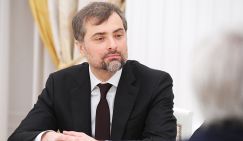 "Похабный мир" по Суркову должен привести к новой реконкисте