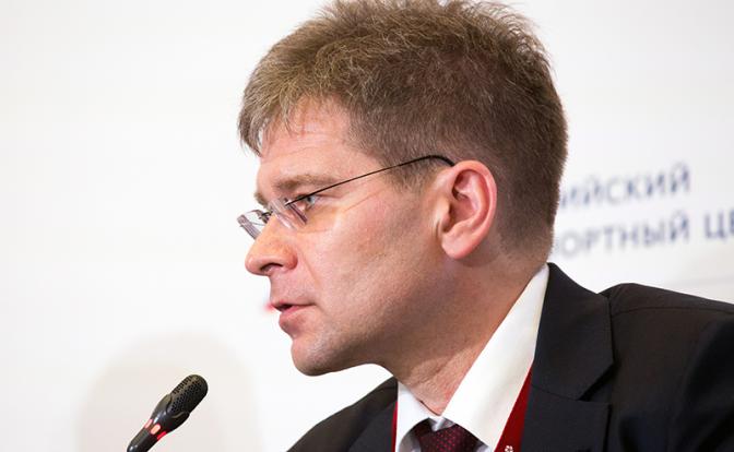 На фото: историк Евгений Гурьев.