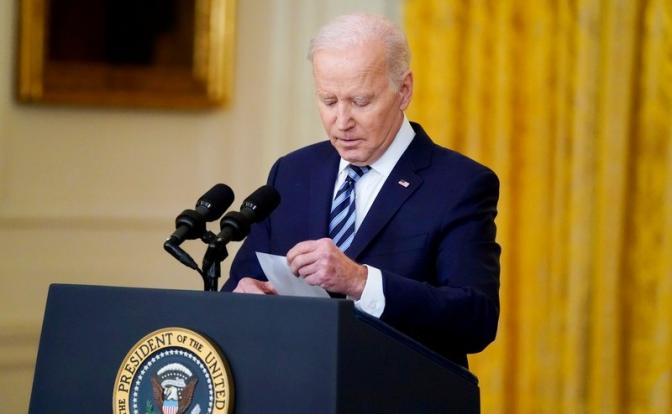 На фото: президент США Джо Байден выступил с речью в Белом доме в связи с военной операцией РФ на Украине