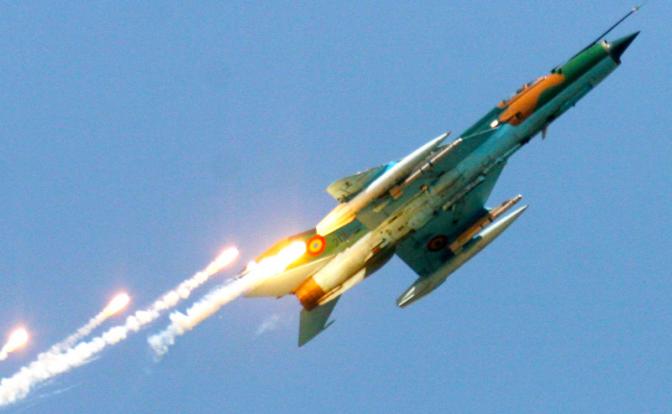 На фото: истребитель ВВС Румынии МиГ-21 Lancer.