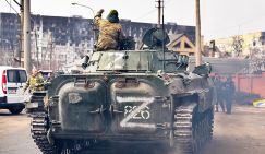 Мариуполь, бои за «Азовсталь»: Бандеровцам  подкинут русское «Земледелие»