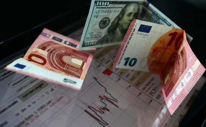 Новости курса валют: инвесторы предпочитают активы-убежища вроде доллара