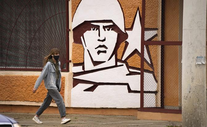 На фото: Терасполь, виды
