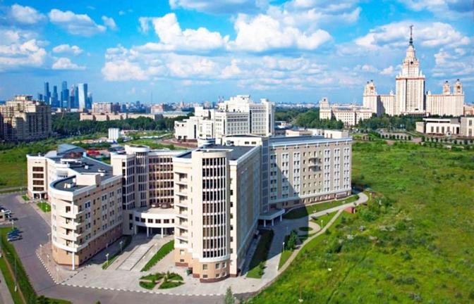 На фото: медицинский научно-образовательный центр МГУ имени М.В.Ломоносова.